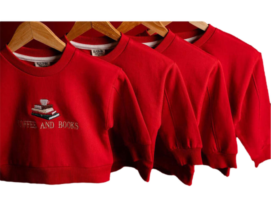 بلوز آستین بلند دورس گلدوزی شده نوزاد و کودک رنگ قرمز یلدایی بشیر Bashir