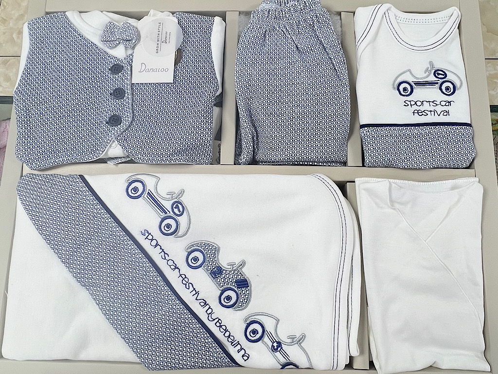 ست بیمارستانی 10 تکه نوزادی طرح  ماشین دانالو Danaloo