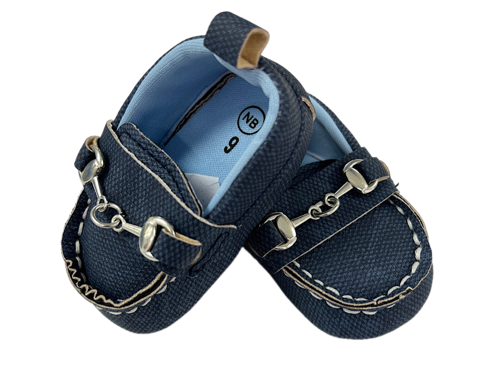 پاپوش طرح کالج سرمه ای رنگ پسرانه نوزادی سگک دار