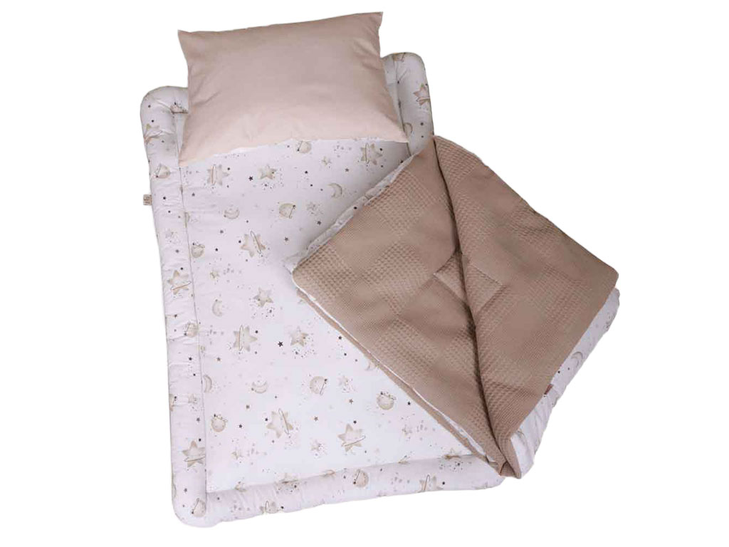 سرویس خواب دم دستی مسافرتی نوزادی(سایز 2)مجموعه 3 عددی تشک، لحاف و بالشت طرح کهکشان نسکافه ای الا ELA