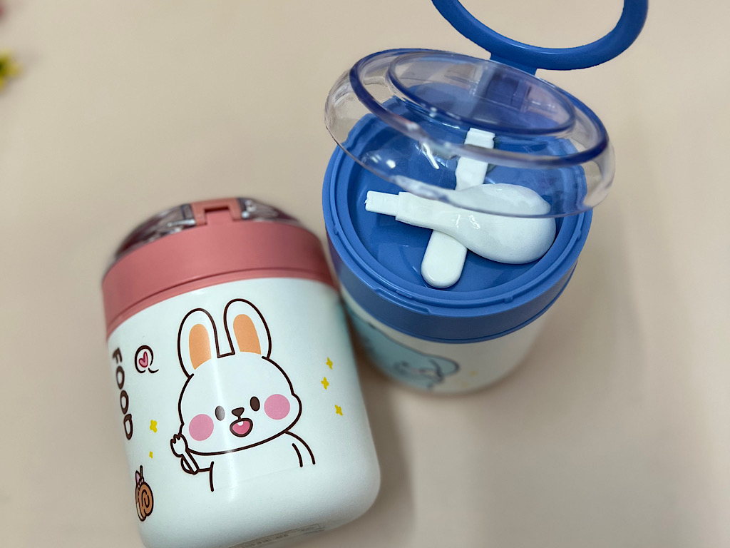 فلاسک غذا داخل استیل به همراه قاشق حجم 530 ML طرح دار  tedemei