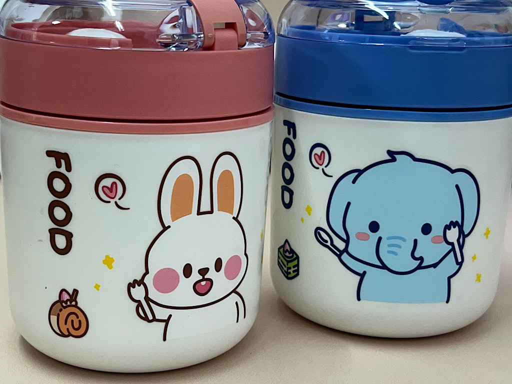 فلاسک غذا داخل استیل به همراه قاشق حجم 530 ML طرح دار  tedemei