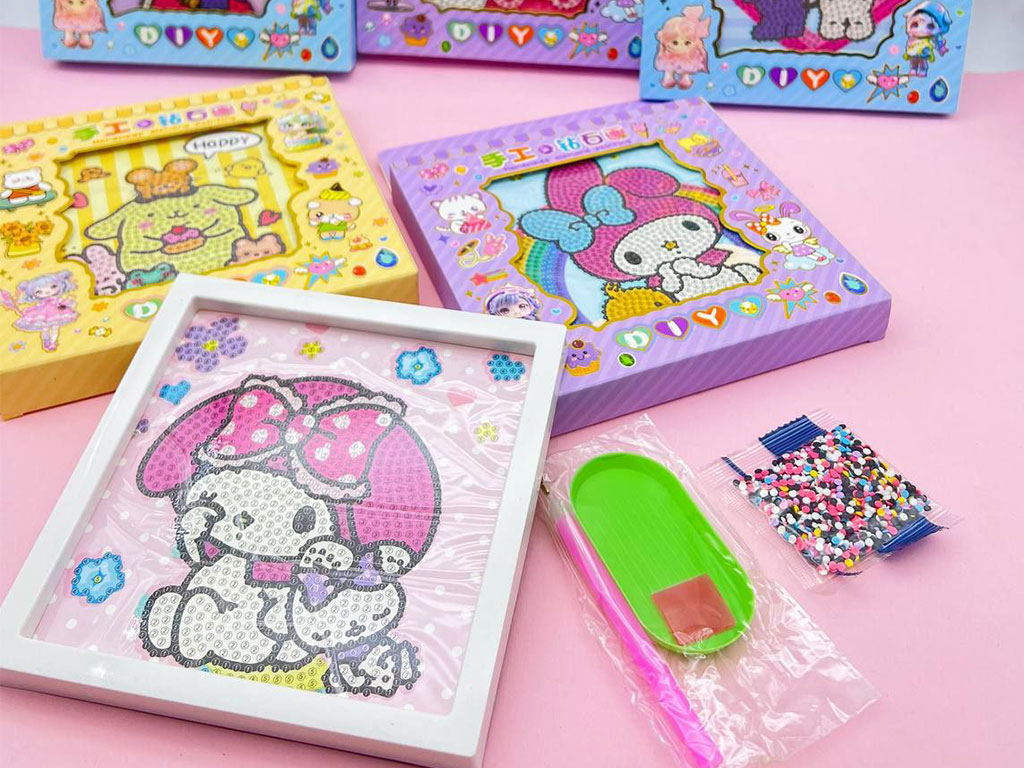 نقاشی الماسی طرح دار سایز متوسط