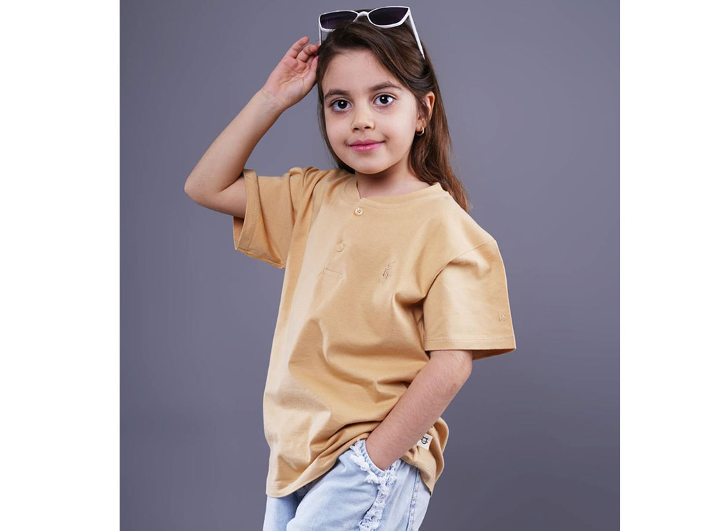 تیشرت یقه ژاپنی جلو دکمه 2-1 سال طرح گلدوزی شده polo بامشی bamshi
