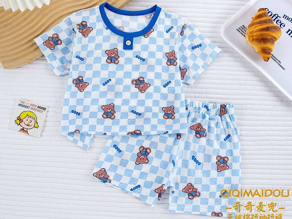 تیشرت و شلوارک راحتی آبی رنگ  طرح تدی