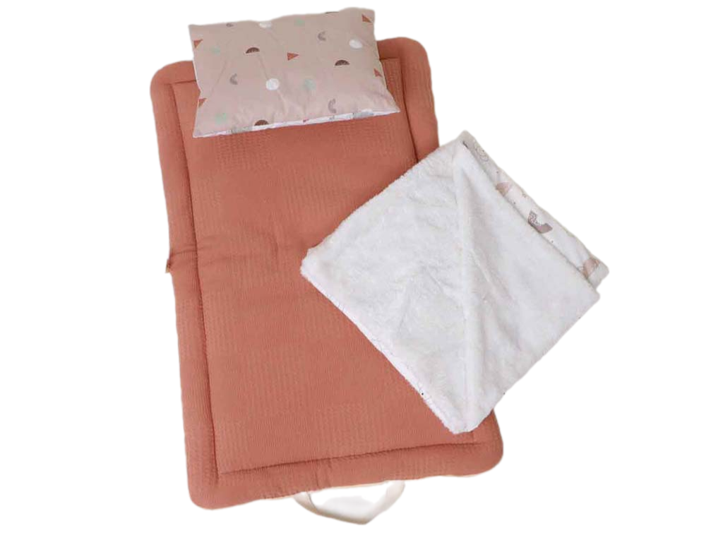 سرویس خواب دم دستی مسافرتی نوزادی مجموعه 3 عددی تشک، لحاف و بالشت با بسته بندی کیفی طرح  سیرک الا ELA