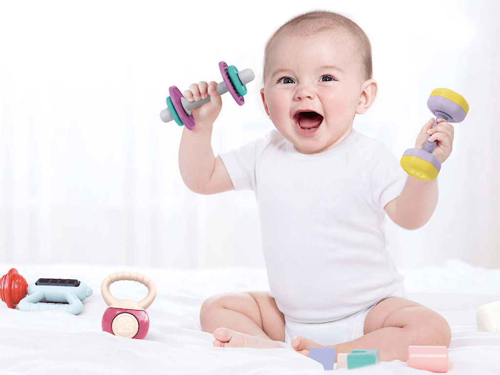 جغجغه و دندانگیر نوزادی با تم باشگاه ورزشی  هولی تویز huile toys