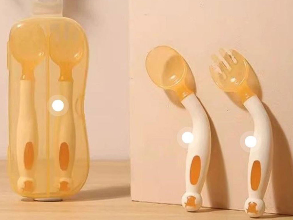 ست قاشق و چنگال سیلیکونی چرخشی مدل گاو طرح HEORSHE