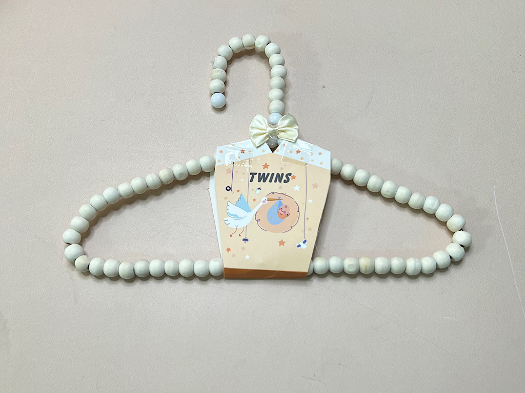 چوب لباسی چوبی طرح مرواریدی نوزاد و کودک تک عددی
