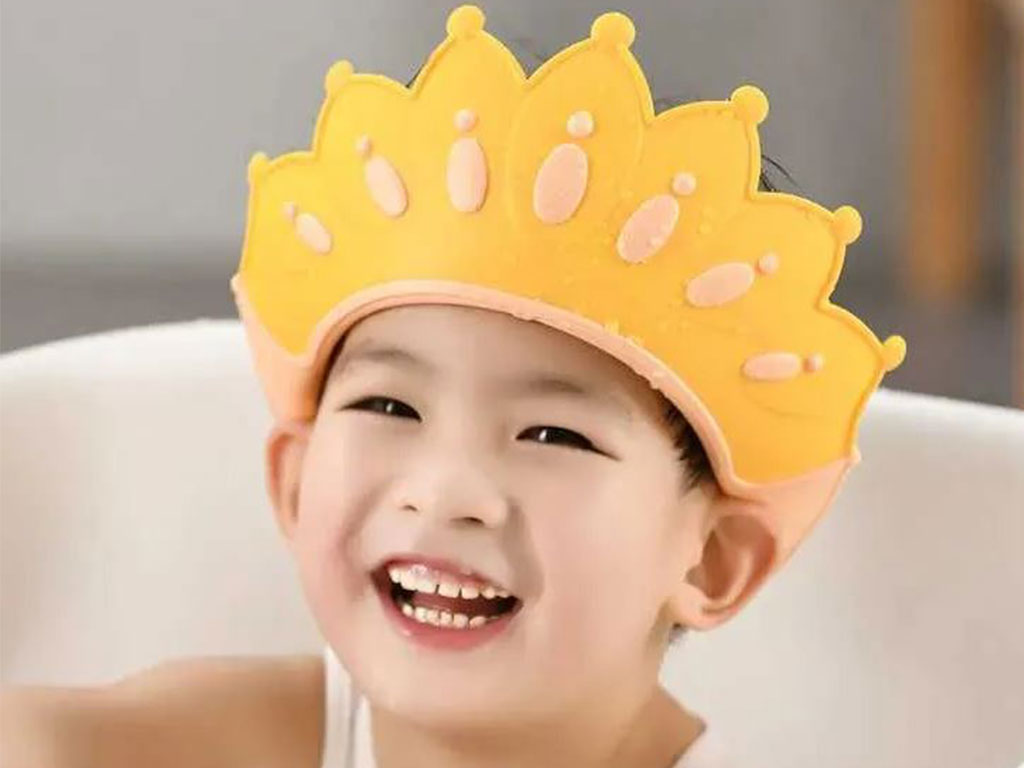 کلاه محافظ حمام نوزاد و کودک سیلیکونی طرح تاج