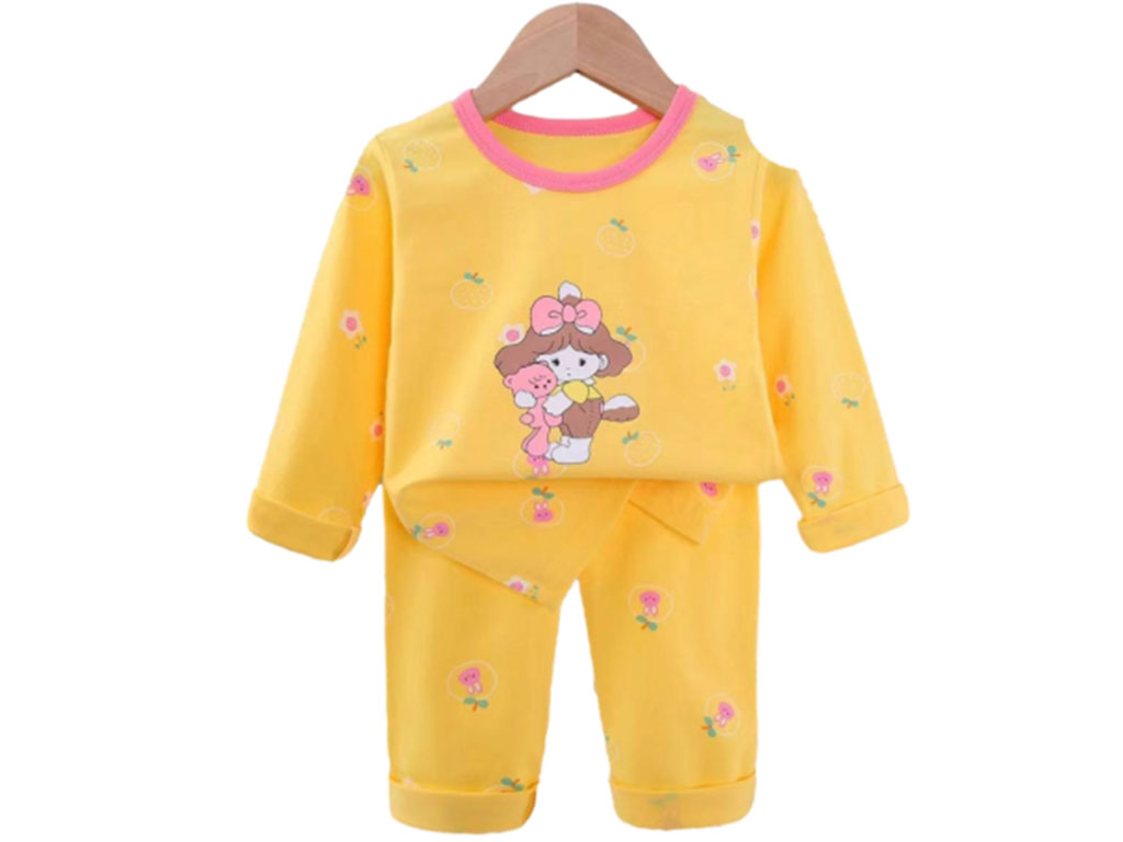 بلوز و شلوار راحتی دخترانه رنگ زرد طرح دختر و عروسک