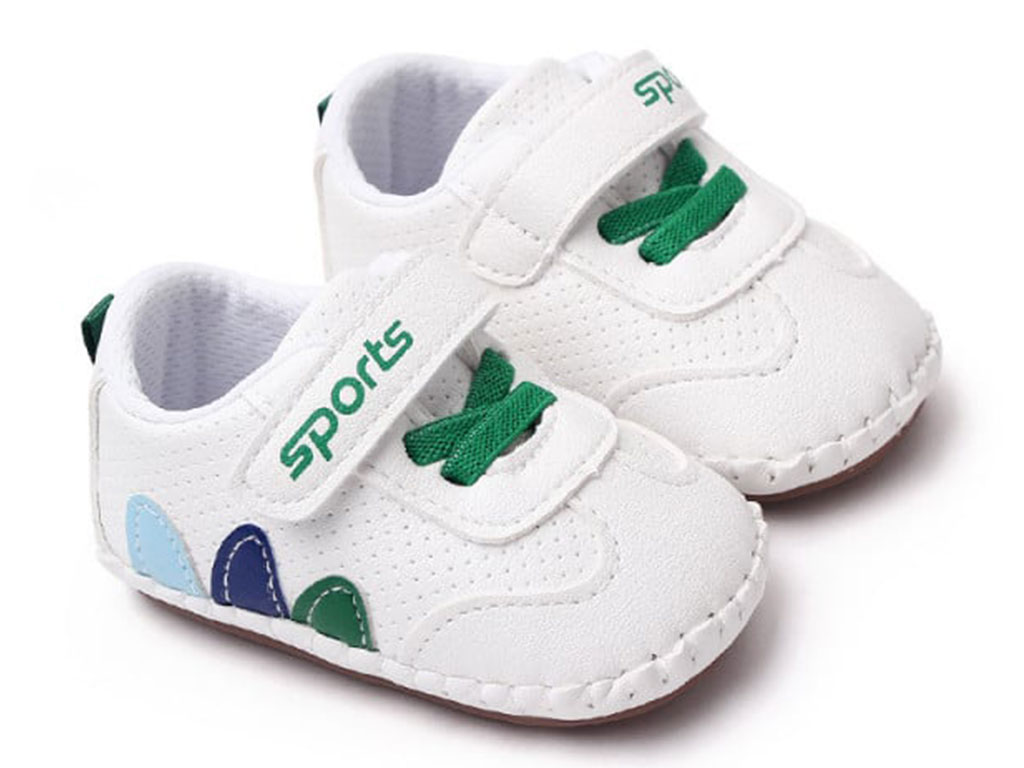 پاپوش استپ دار نوزادی رنگ سفید مدل sports