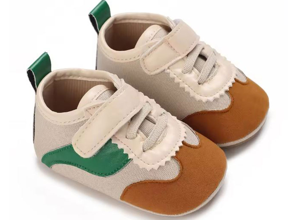 پاپوش استپ دار نوزادی رنگ کرم نسکافه ای