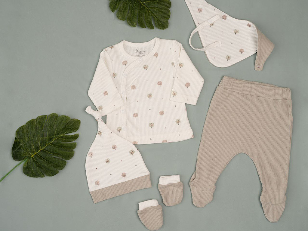 ست بیمارستانی 5 تکه نوزادی طرح درخت دانالو Danaloo