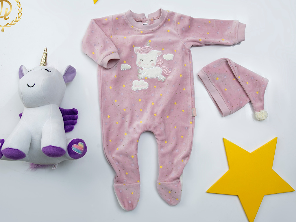 سرهمی مخمل با کلاه نوزادی طرح پونی و ابر دانالو Danaloo