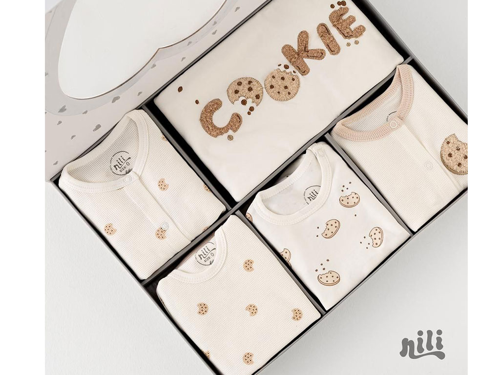 ست بیمارستانی 13 تکه نوزادی طرح cookie نیلی NILI