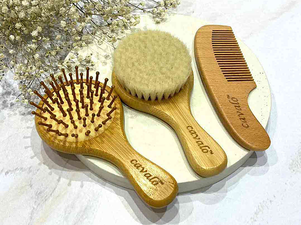 ست شانه و برس چوبی نوزادی کاوالو cavalo