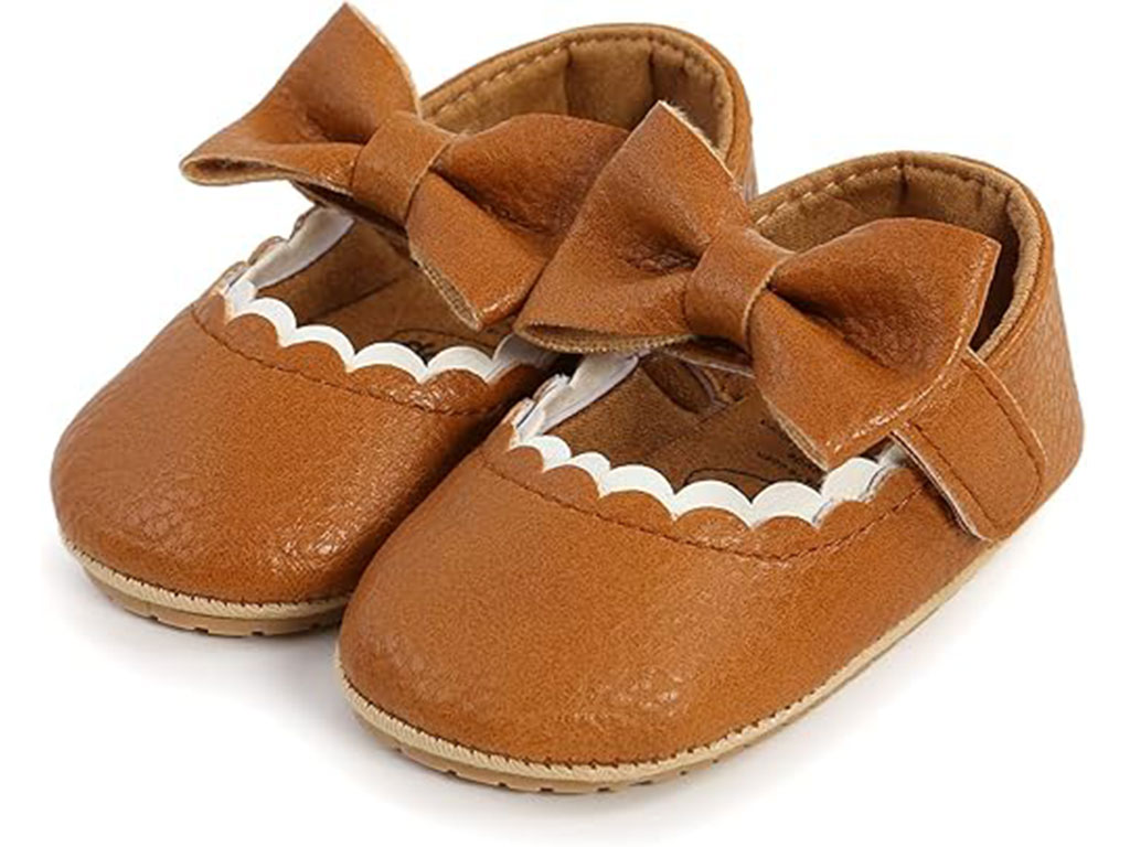 پاپوش استپ دار دخترانه رنگ شکلاتی طرح پاپیون