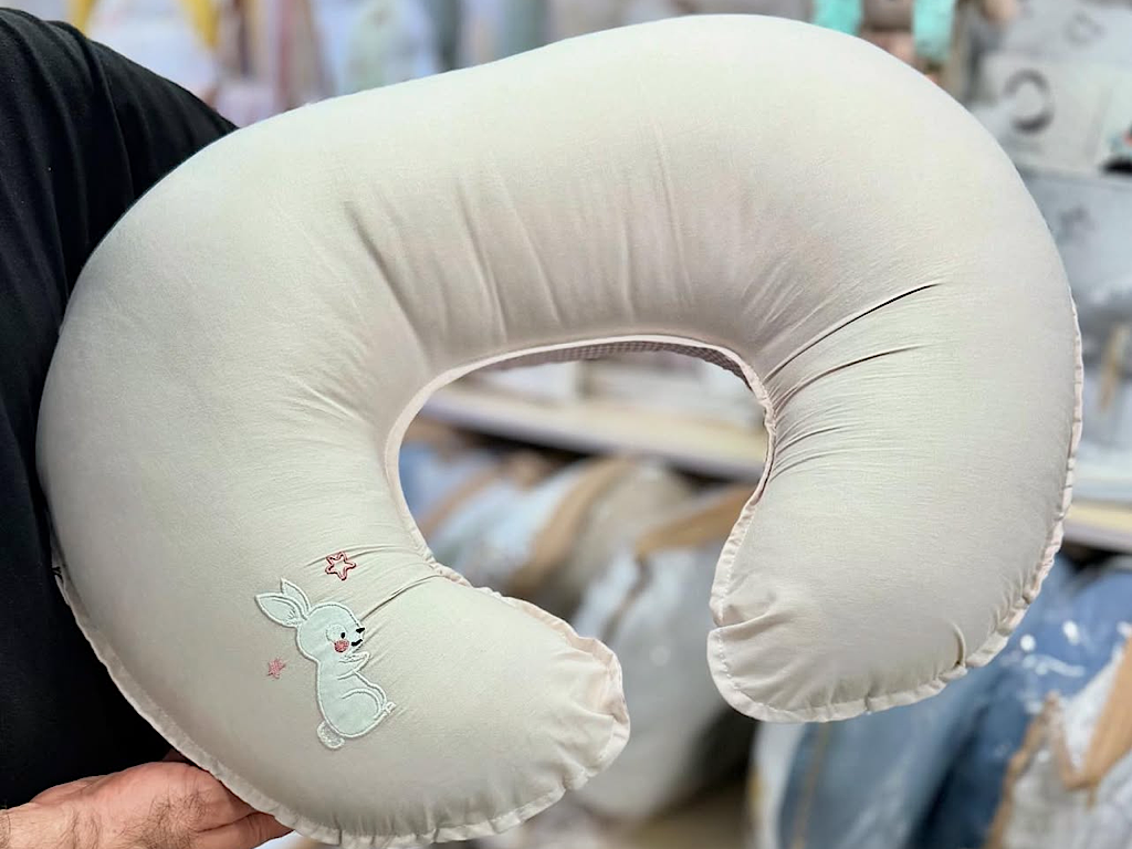 بالشت چند منظوره شیردهی نوزاد طرح پیکه خرگوش صورتی الا ELA