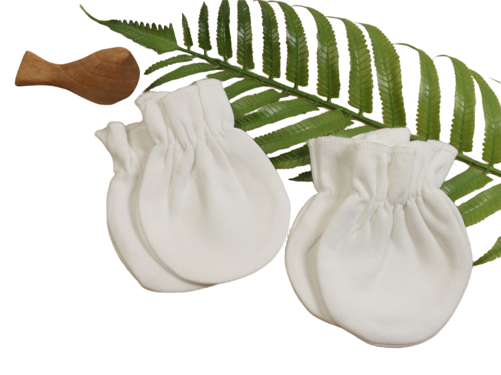 دستکش نوزادی دخترانه رنگ شیری طرح فندق نیلی nili