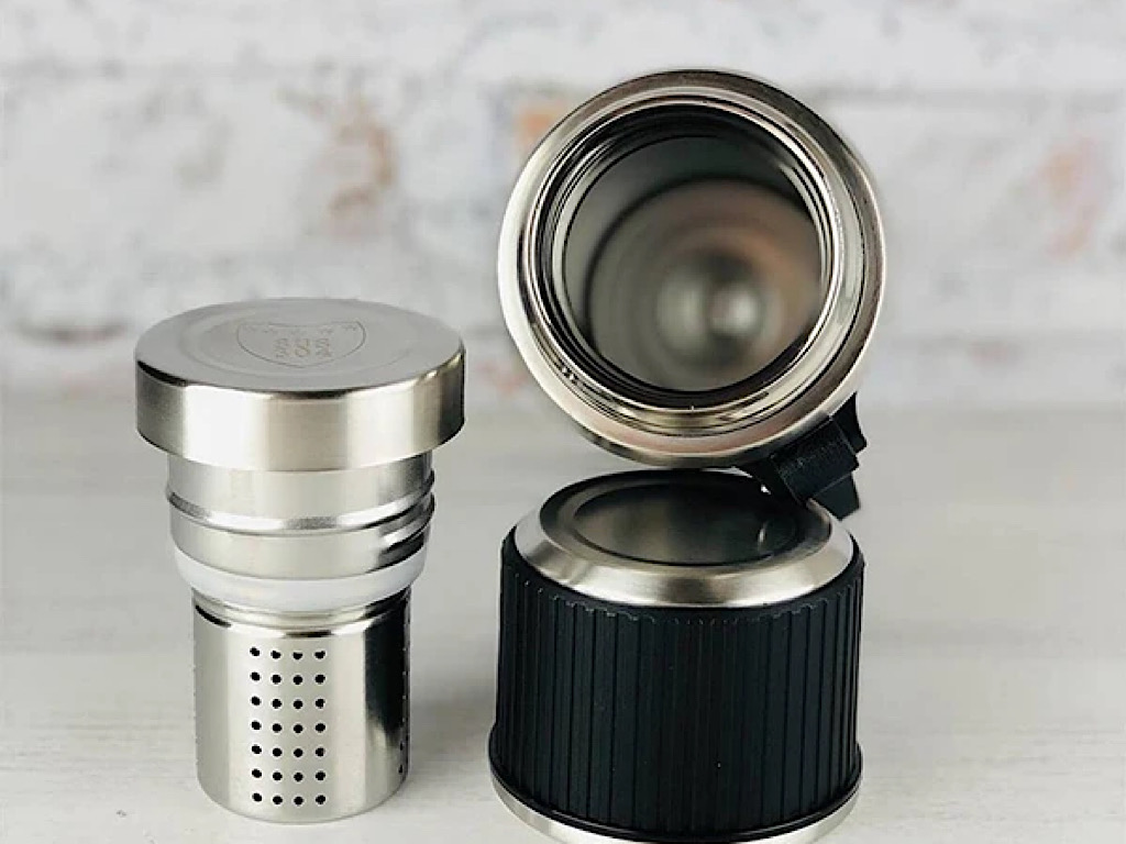 فلاسک استیل حجم 500 میلی لیتر همراه با بند دستی JK