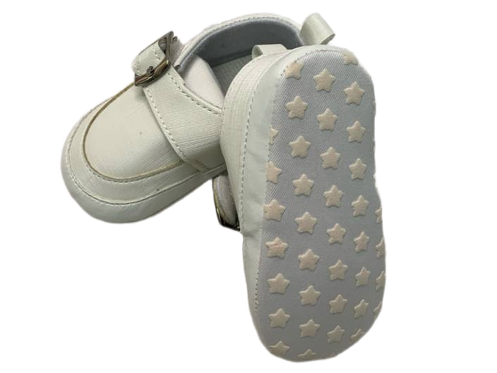 پاپوش استپ دار نوزادی رنگ سفید مدل سگک دار