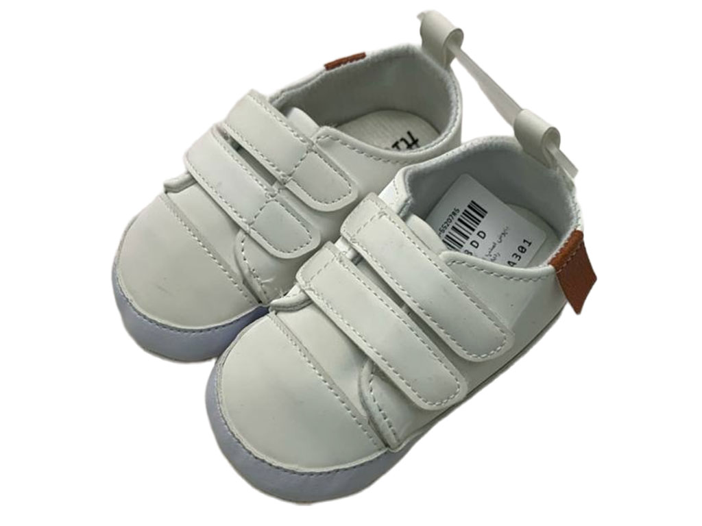 پاپوش استپ دار نوزادی رنگ سفید مدل دو ردیف چسب