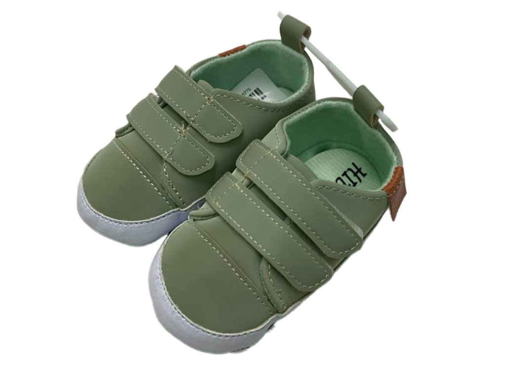 پاپوش استپ دار نوزادی رنگ سبز مدل دو ردیف چسب