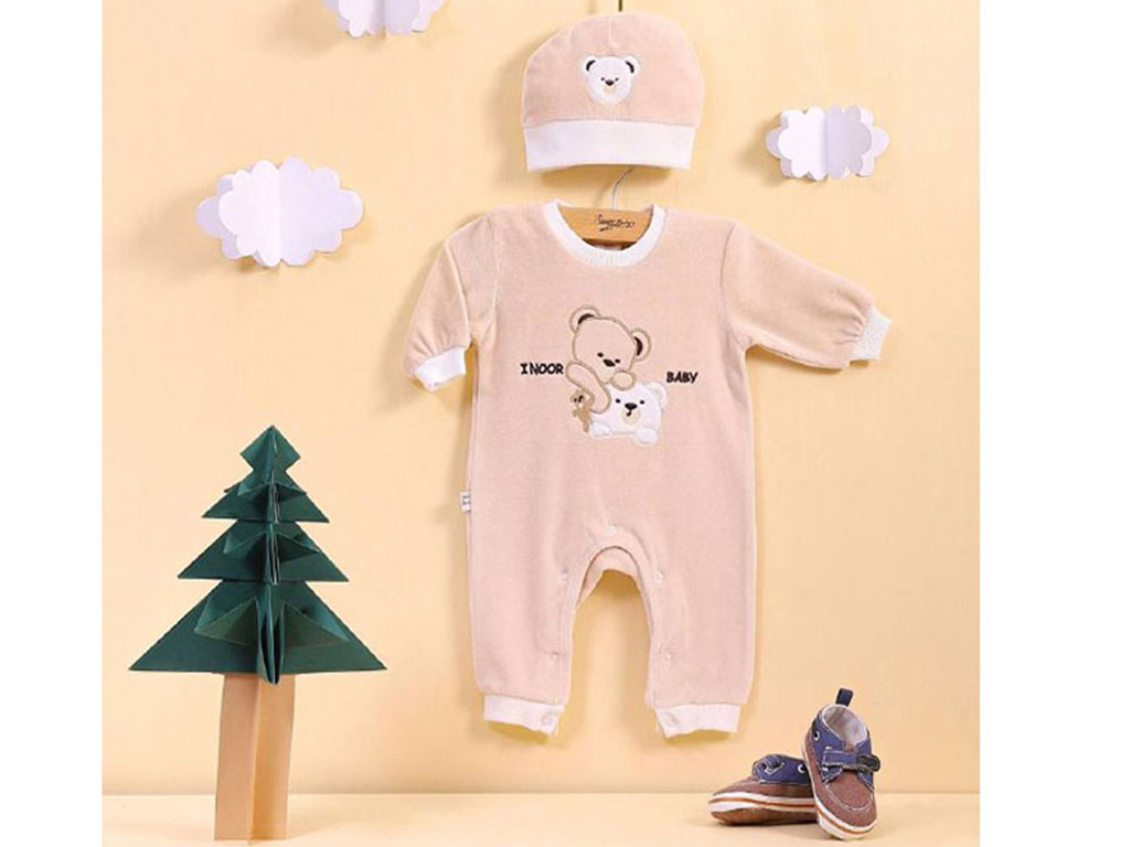 سرهمی مخمل نوزادی دارای کلاه کرم رنگ طرح کله خرس آی نور بیبی inoor baby