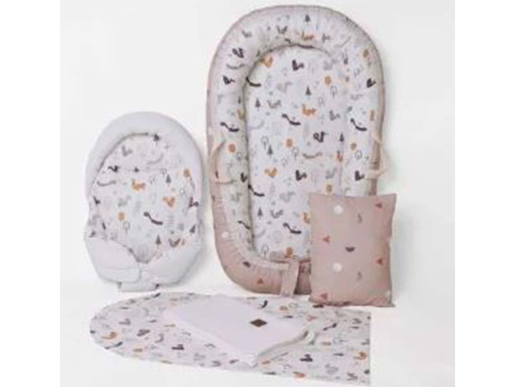 ست تشک لبه دار و آغوشگیر (قنداق سوئیسی) پیکه با بالشت و روانداز و زیرانداز تعویض طرح سنجاب قهوه ای سفیدالا ELA