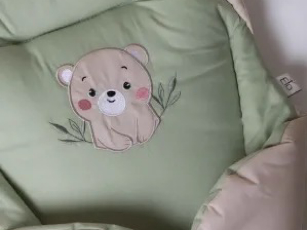 قنداق سوئیسی (آغوش گیر) نوزادی طرح پیکه خرس سبز الا ELA