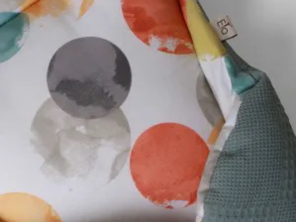 قنداق سوئیسی (آغوش گیر) نوزادی طرح پیکه آبرنگی سبزآبی الا ELA