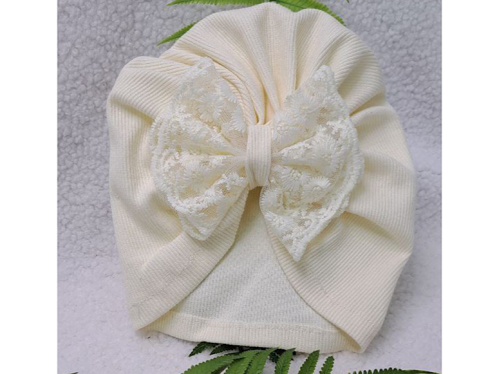 توربان با پاپیون دانتل نباتی رنگ