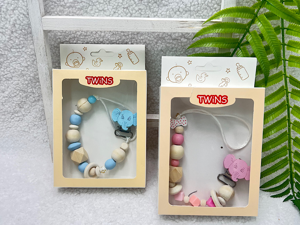بند پستانک چوبی نوزادی  TWINS