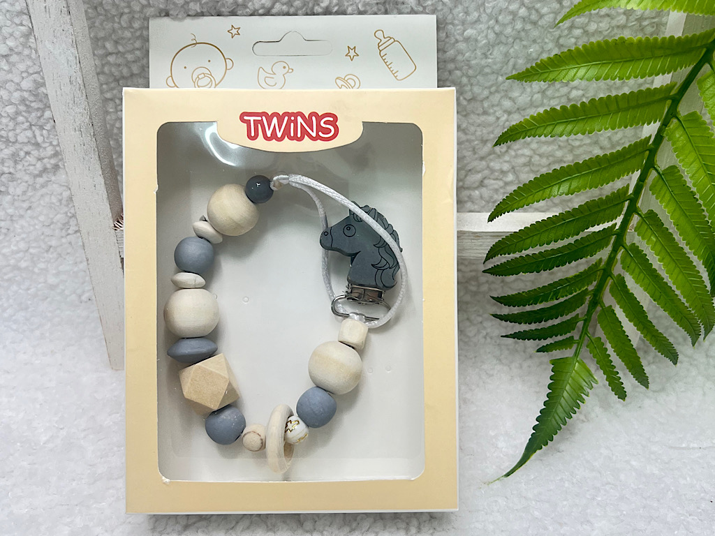 بند پستانک چوبی نوزادی  TWINS
