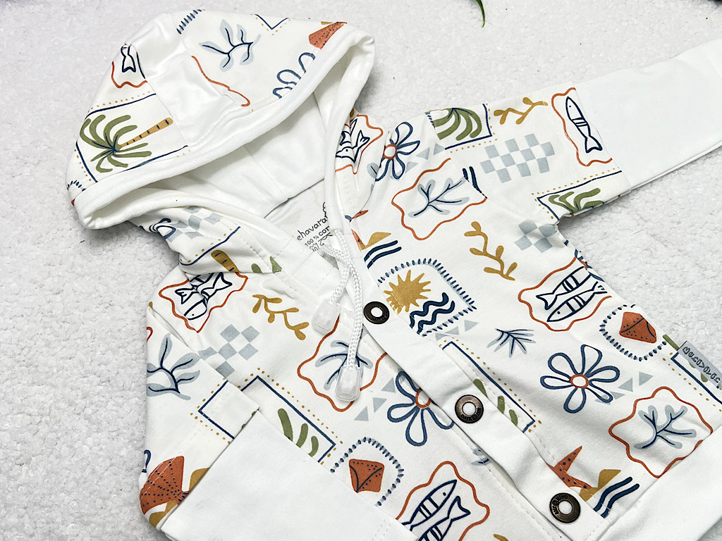 سوییشرت کلاهدار نوزادی طرح هاوایی به آوران behavaran