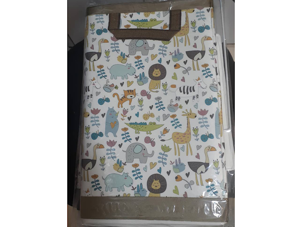 باکس مکعب مستطیل شکل لباس و اسباب بازی