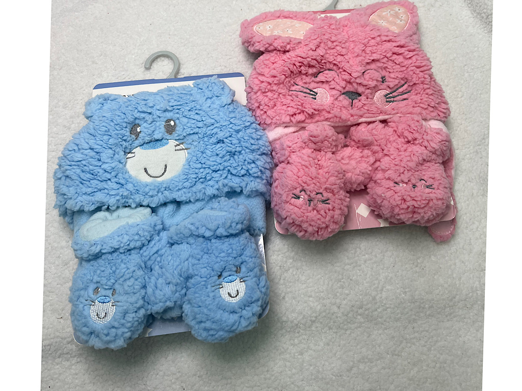 ست کلاه و دستکش نوزادی پولیشی AIFEIER