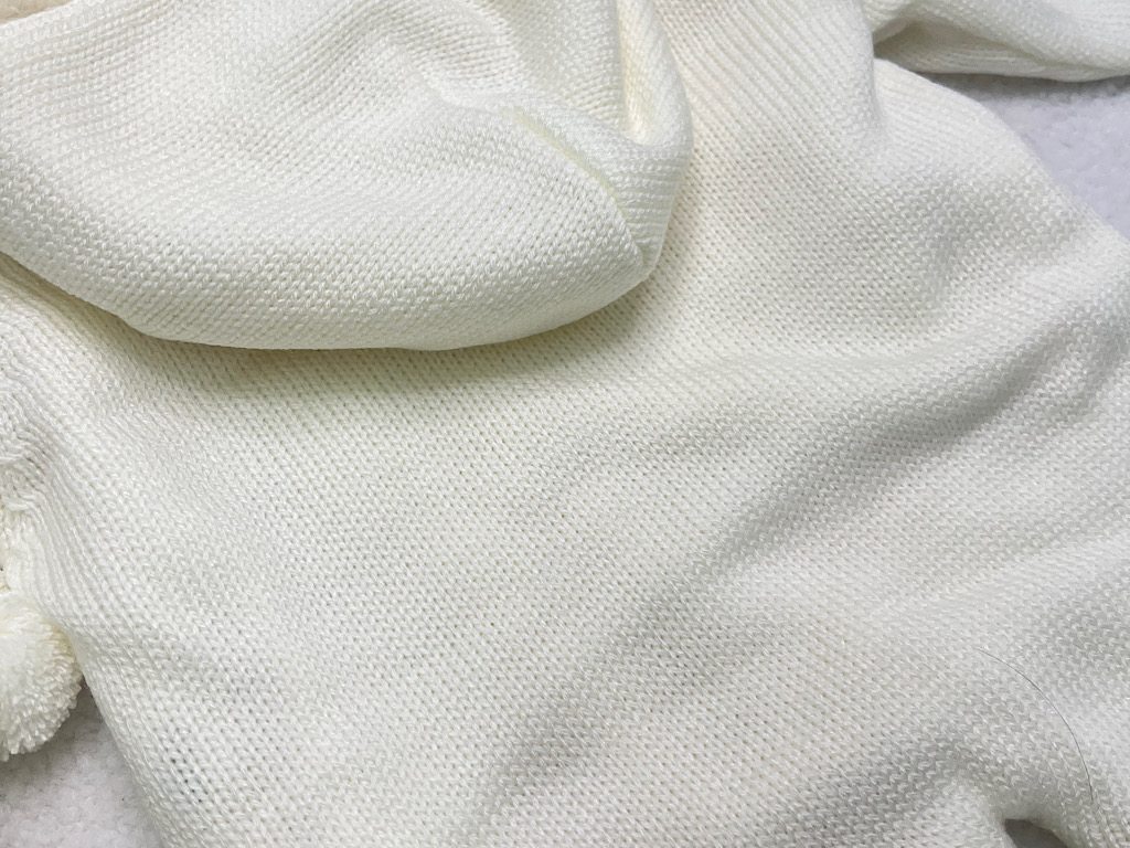 سرهمی بافت توکرکی نوزادی با کلاه خزدار شیری رنگ Aldiana