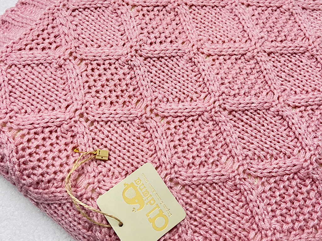 پتو بافت کلاه دار توکرکی و گوش دار آلدیانا Aldiana