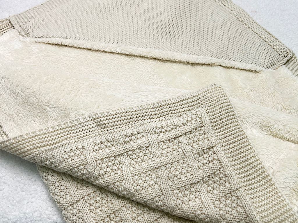 پتو بافت تو کرکی کلاه دار نوزادی آلدینا Aldiana