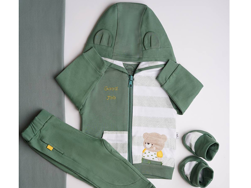 سوئیشرت  نوزادی پسرانه طرح لاکی نیلی nili