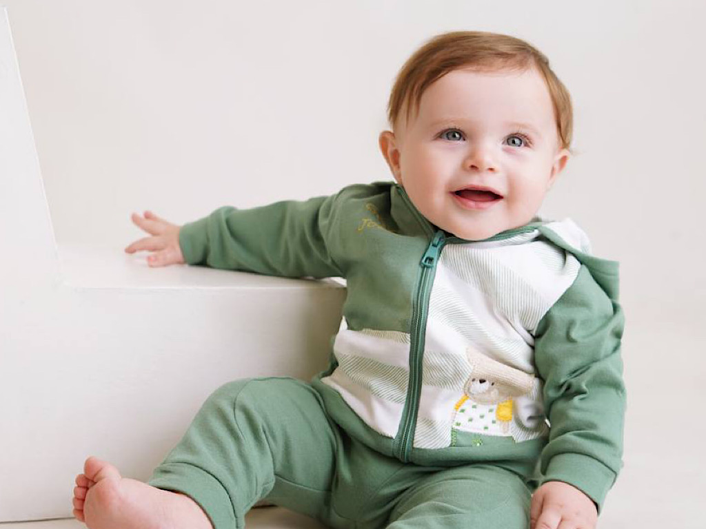 سوئیشرت  نوزادی پسرانه طرح لاکی نیلی nili