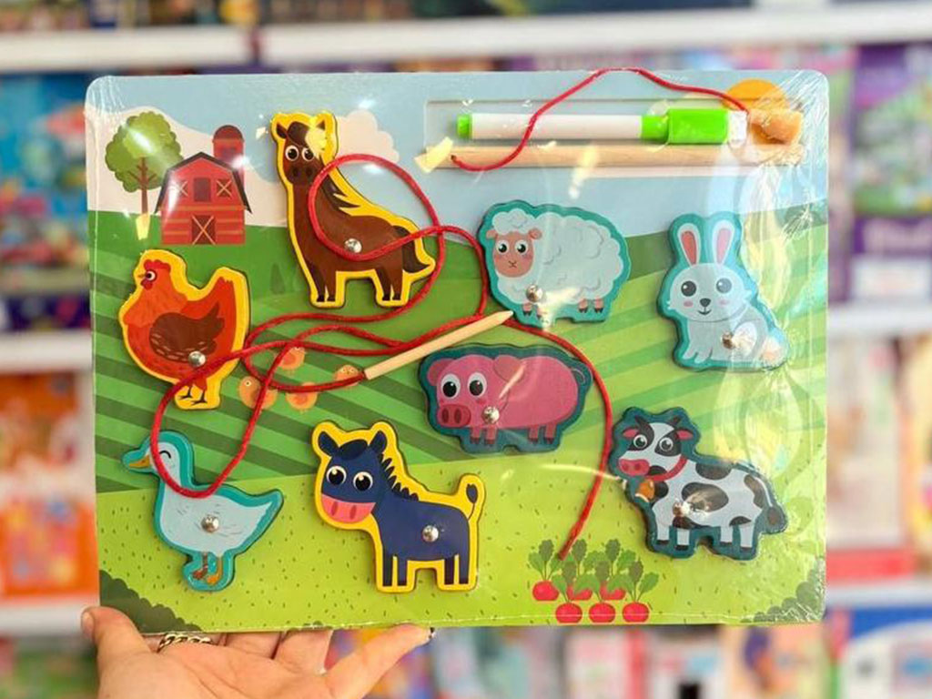 پازل چوبی برجسته و ماهیگیری پشت تخته وایت برد