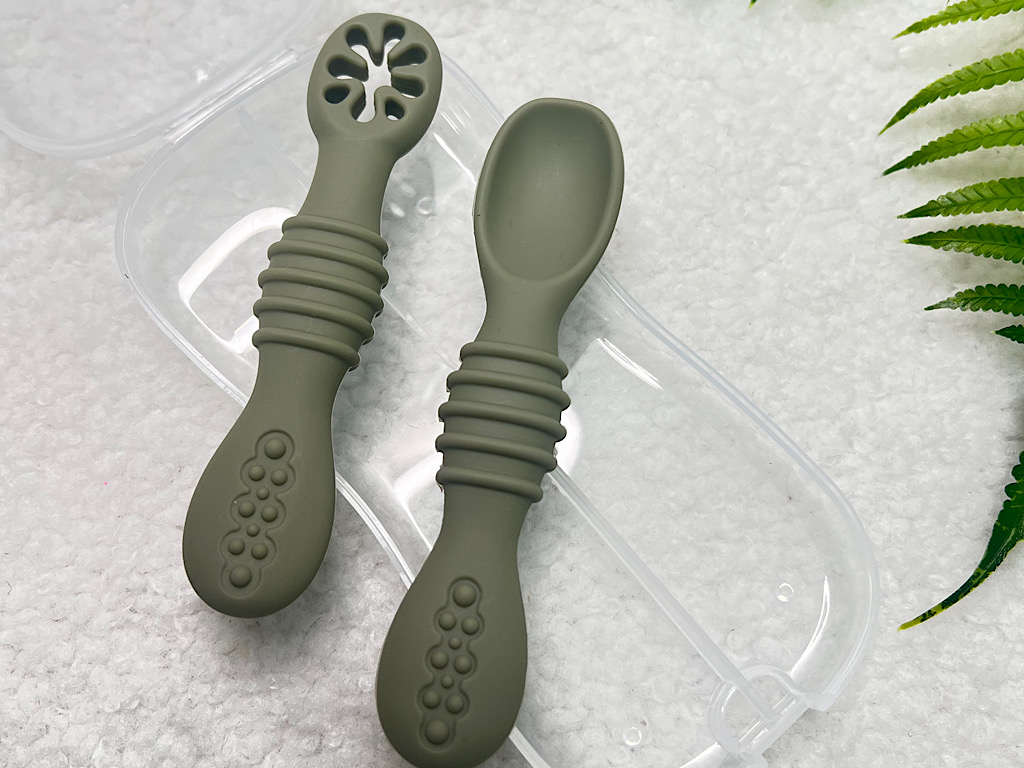 قاشق سیلیکونی و پری اسپون قابدار