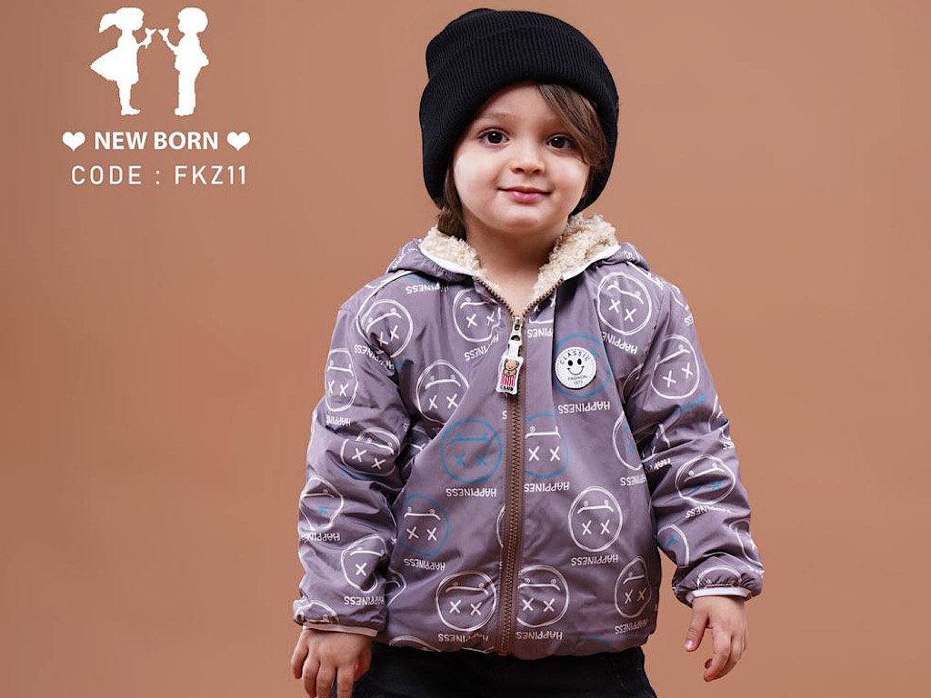 کاپشن کلاهدار توکرکی رنگ فیلی تیره  طرح آدمک