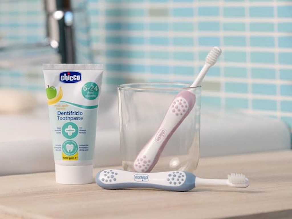 مسواک درپوش دار 6-36 ماه چیکو chicco