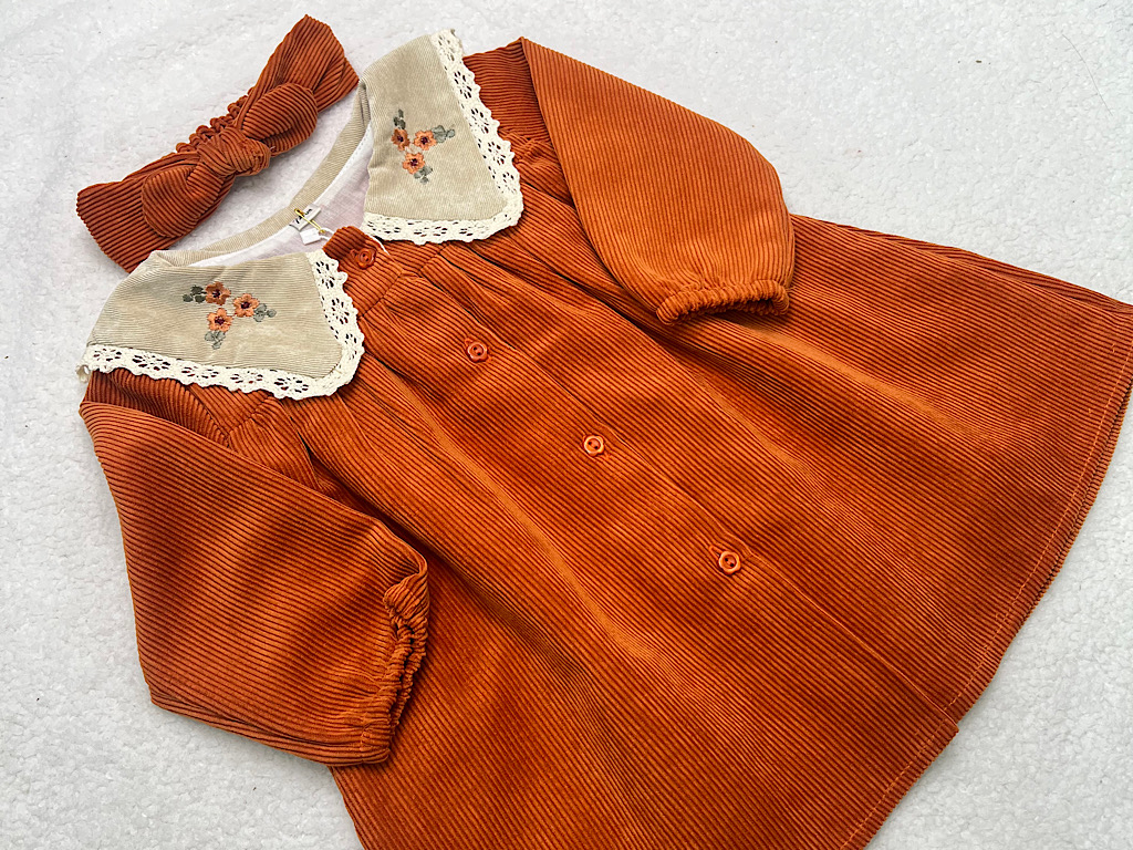 پیراهن دخترانه جنس مخمل کبریتی یقه گلدوزی  آجری