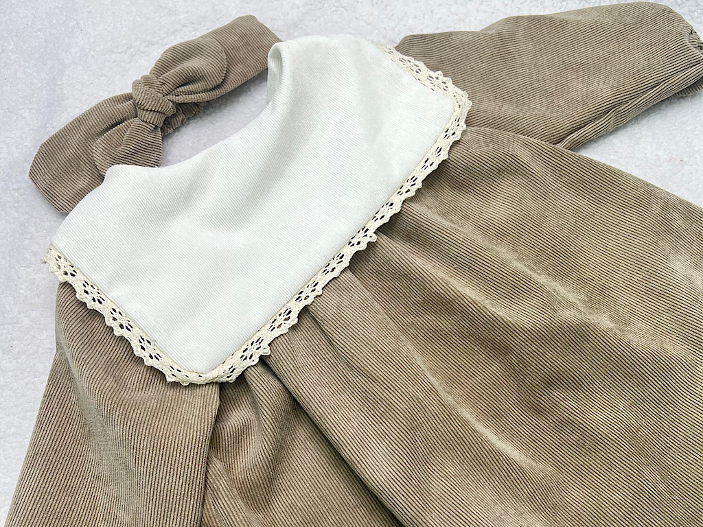 پیراهن دخترانه جنس مخمل کبریتی یقه گلدوزی  ماشی