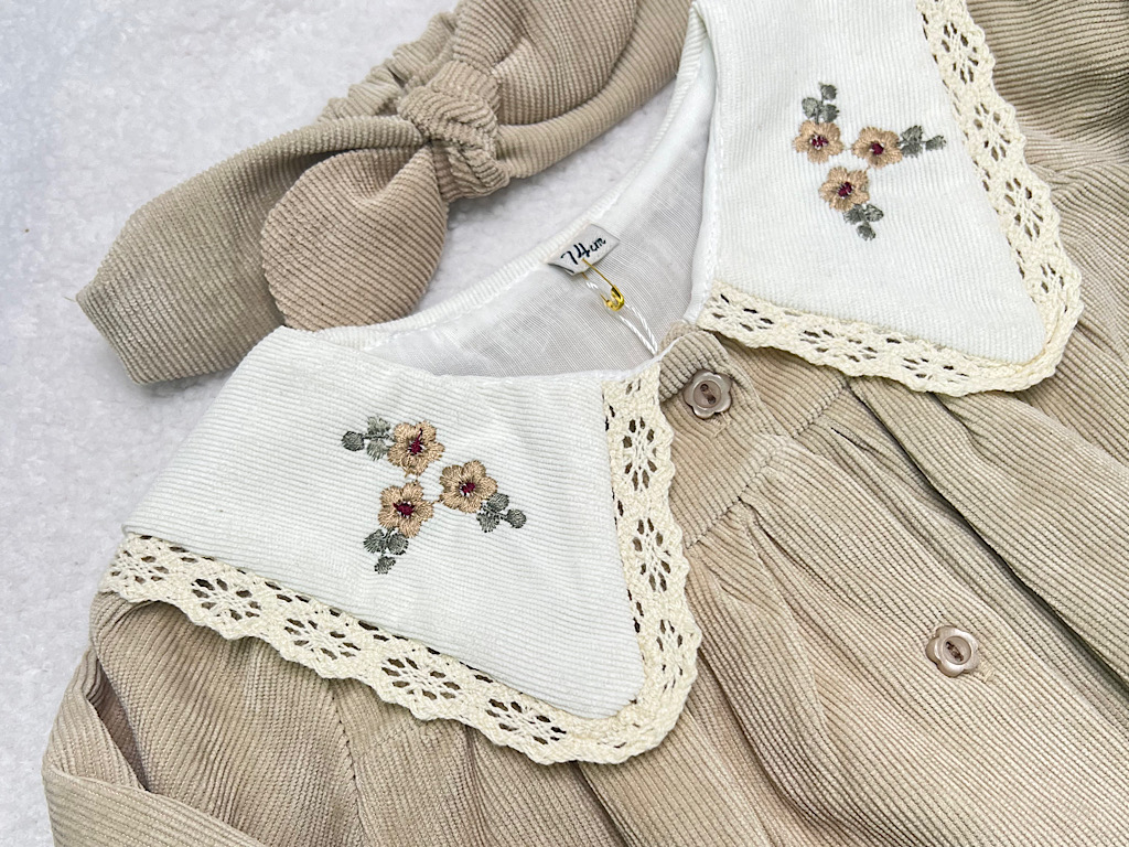 پیراهن دخترانه جنس مخمل کبریتی یقه گلدوزی  کرم روشن